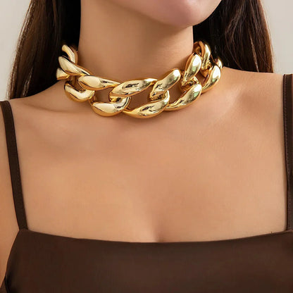 BowLift | Exaggerated Chunky Cuban Link Choker Necklace