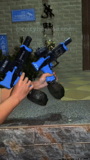 Skanto | LED Automatic Water Gun