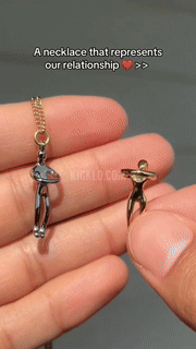 Skanto | Fashion Hugging Pendant Necklace