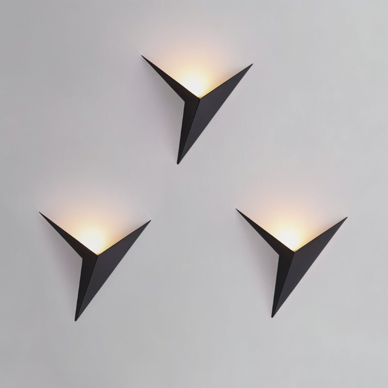 Elegant Wall Lamp - Modern LED Wall Light for Stylish Interiors | Karnz