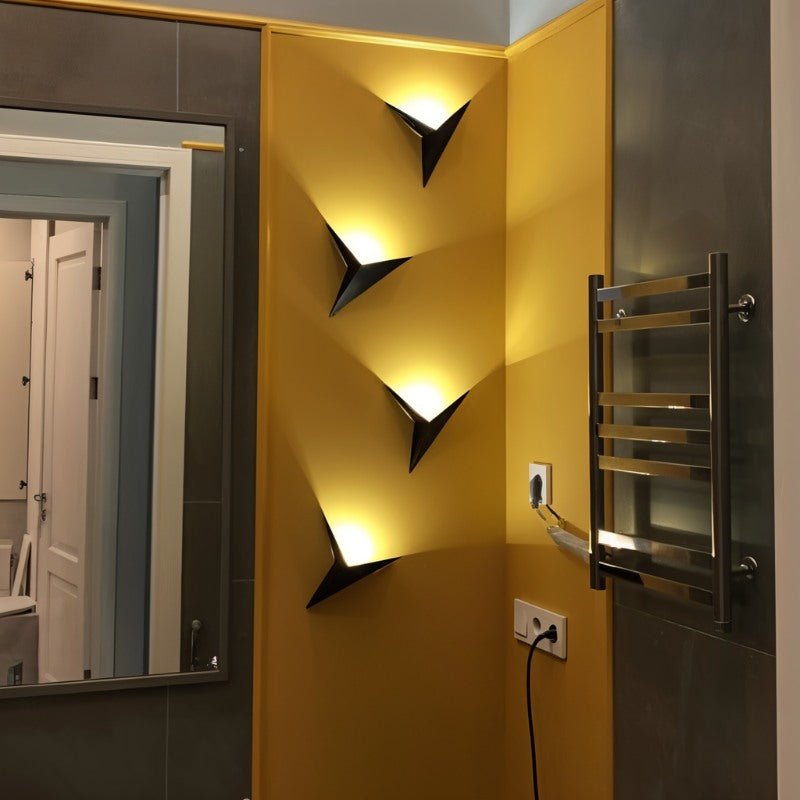 Elegant Wall Lamp - Modern LED Wall Light for Stylish Interiors | Karnz
