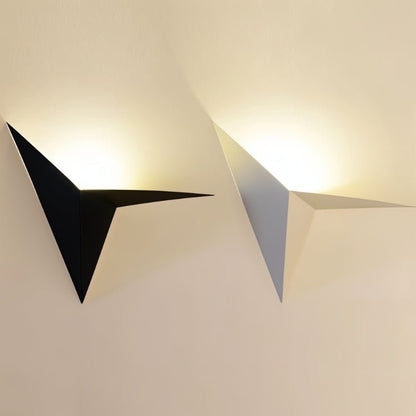 Elegant Wall Lamp - Modern LED Wall Light for Stylish Interiors | Karnz