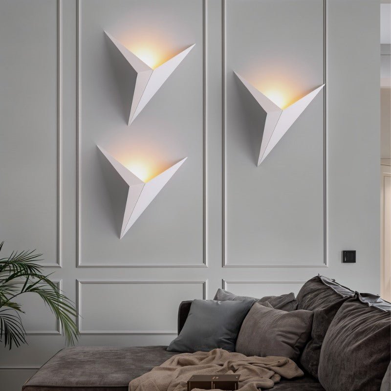 Elegant Wall Lamp - Modern LED Wall Light for Stylish Interiors | Karnz