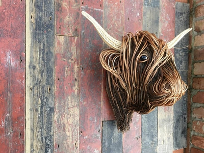 BowLift | Hand-Woven Wall Art Sculpture | Highland Cattle Design | Rustic Handmade Home Decor | 11.8 × 8.6 in