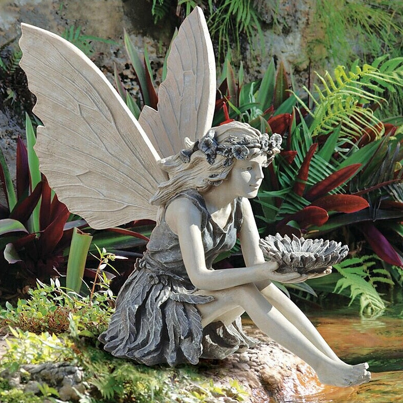 Skanto | Garden Fairy Statue