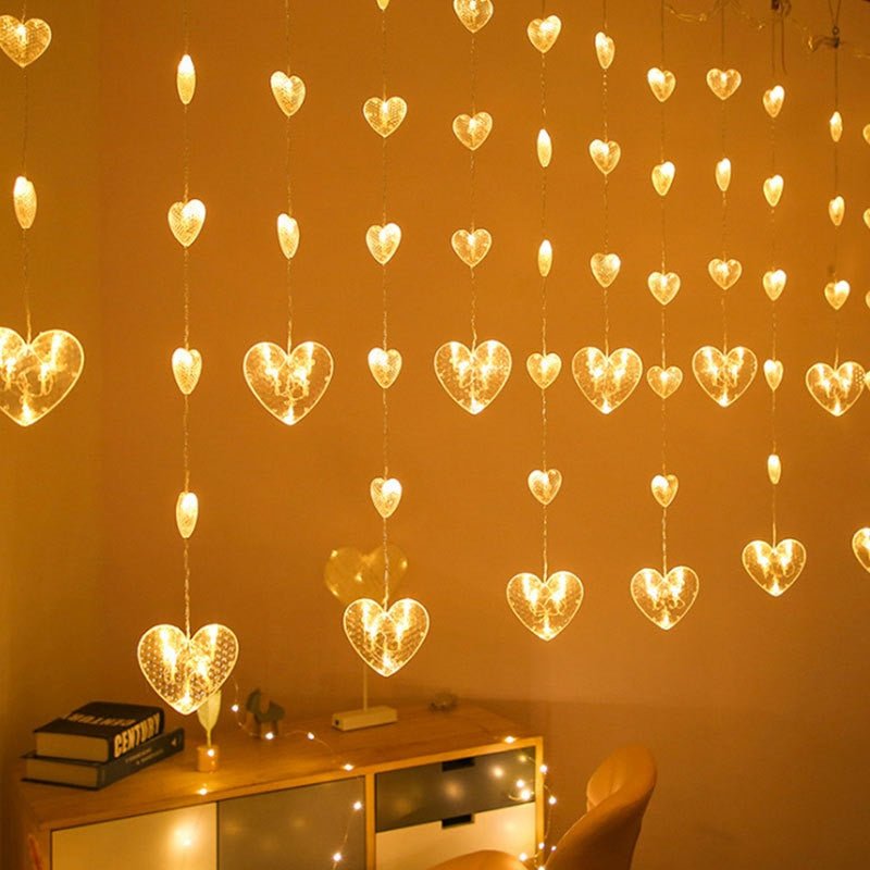 Skanto | Fairy String Lights with Heart-Shaped Design