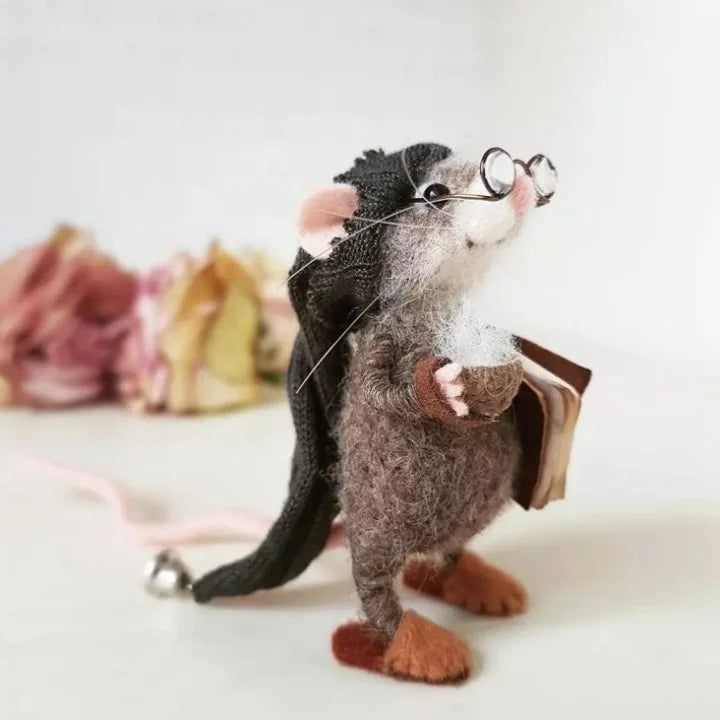 Skanto | Handmade Felt Mouse Decoration | Sustainable and Cozy | 7,6 cm