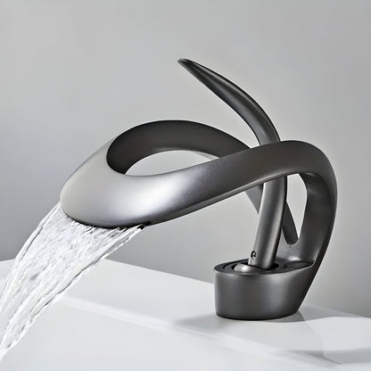 Skanto | AquaGleam – Minimalist Bathroom Faucet