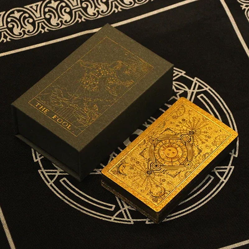 Skanto | Explore the Mystical World of Tarot - Gold Tarot