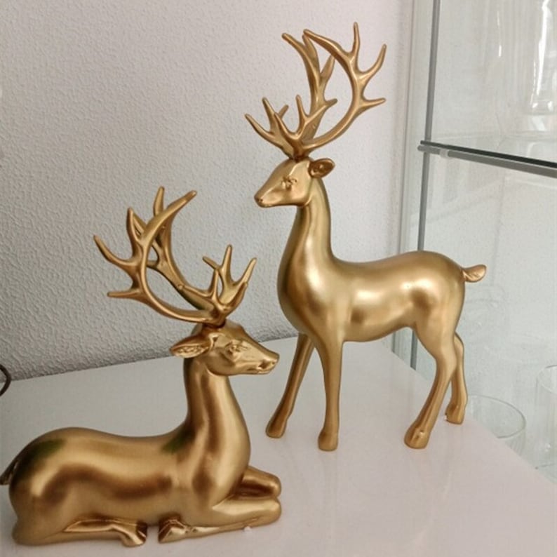 Skanto | Golden Deer Figurines