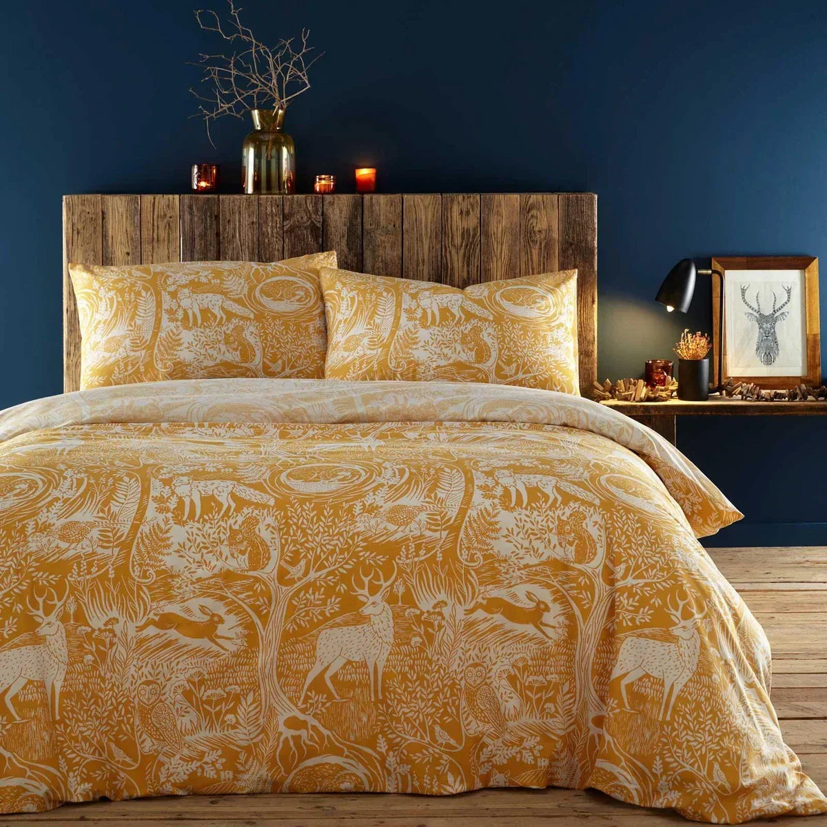 Skanto | Ochre Winter Animals Bedding Set
