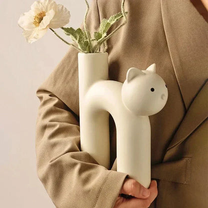 Skanto | Matte Kitten Flower Vase