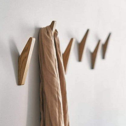 Skanto | Scandi Set of 6 Wooden Hangers
