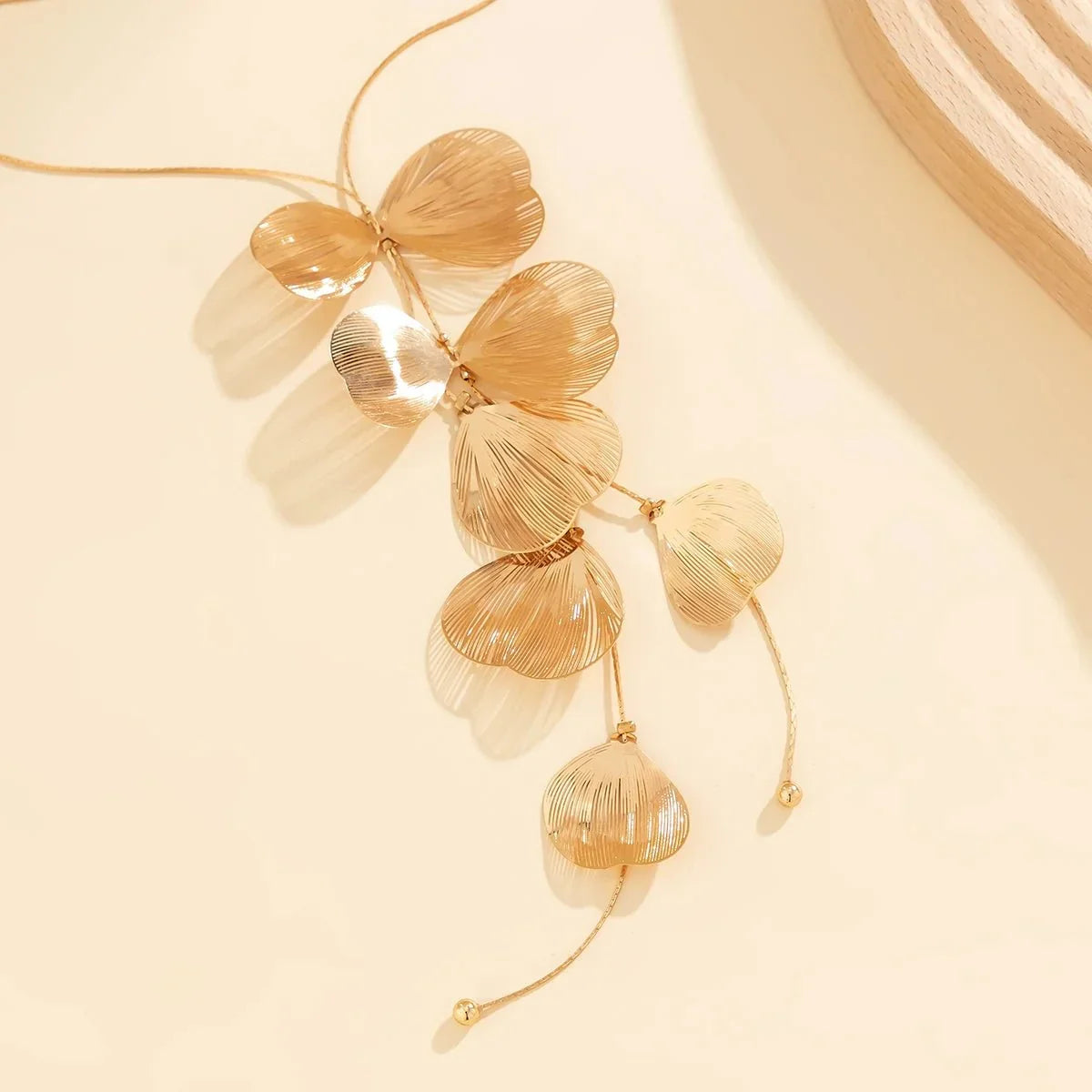 BowLift | Floral Petals Lariat Tassel Necklace