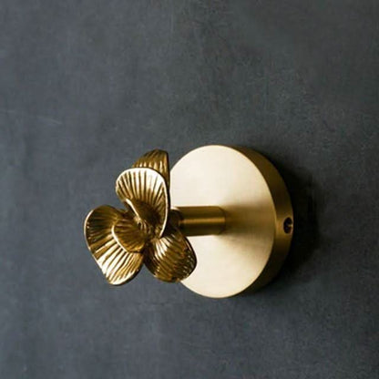 Skanto | Brass Animal Wall Hook Rack Gold Accents