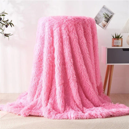 Skanto | FLURON – Luxury Faux Fur with Silky Touch