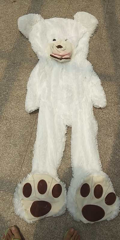 Skanto | Gigantic Plush Teddy Bear – HugHero