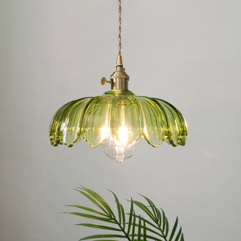 Skanto | Glass lamp that sparkles with details!