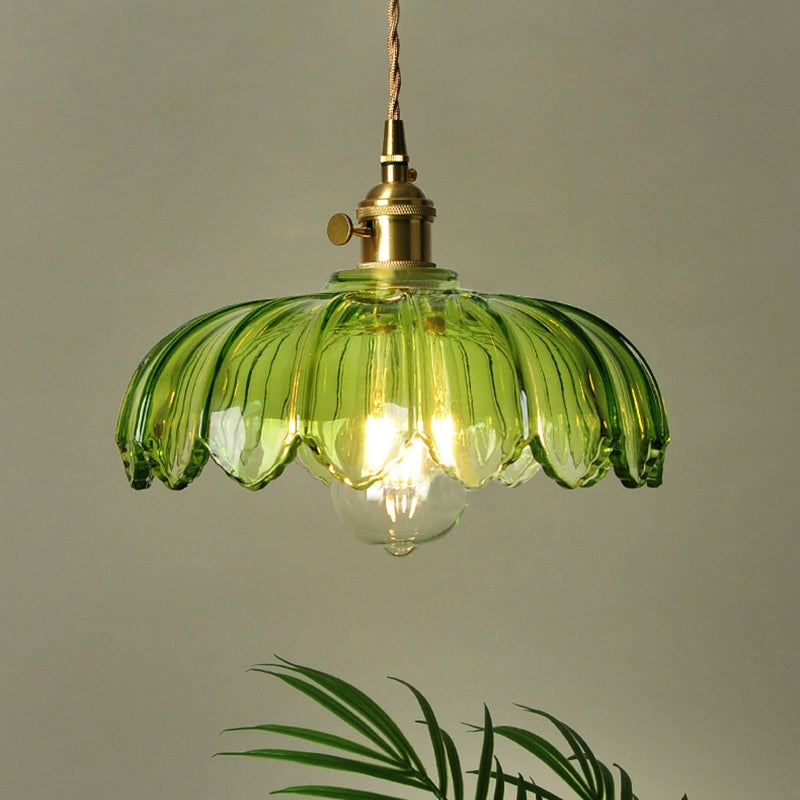 Skanto | Glass lamp that sparkles with details!