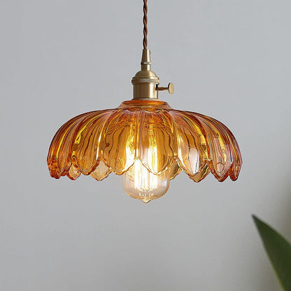 Skanto | Glass lamp that sparkles with details!