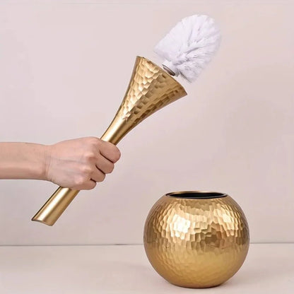 Skanto | GOLDENLUXE – Sculptural Toilet Brush with Elegant Metallic Design for Modern Bathrooms