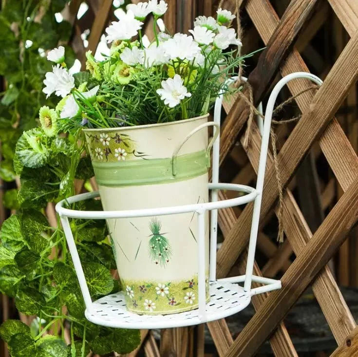 BowLift | Transform your balcony - Hanging plants - Botanical getaway