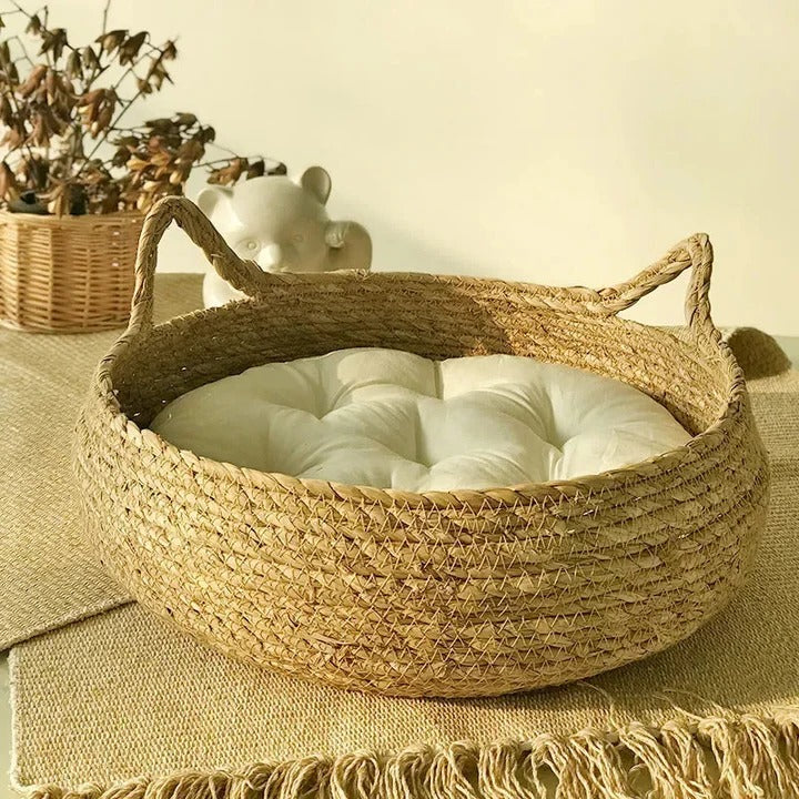 Skanto | Handmade Woven Cat Bed with Seasonal Cushion