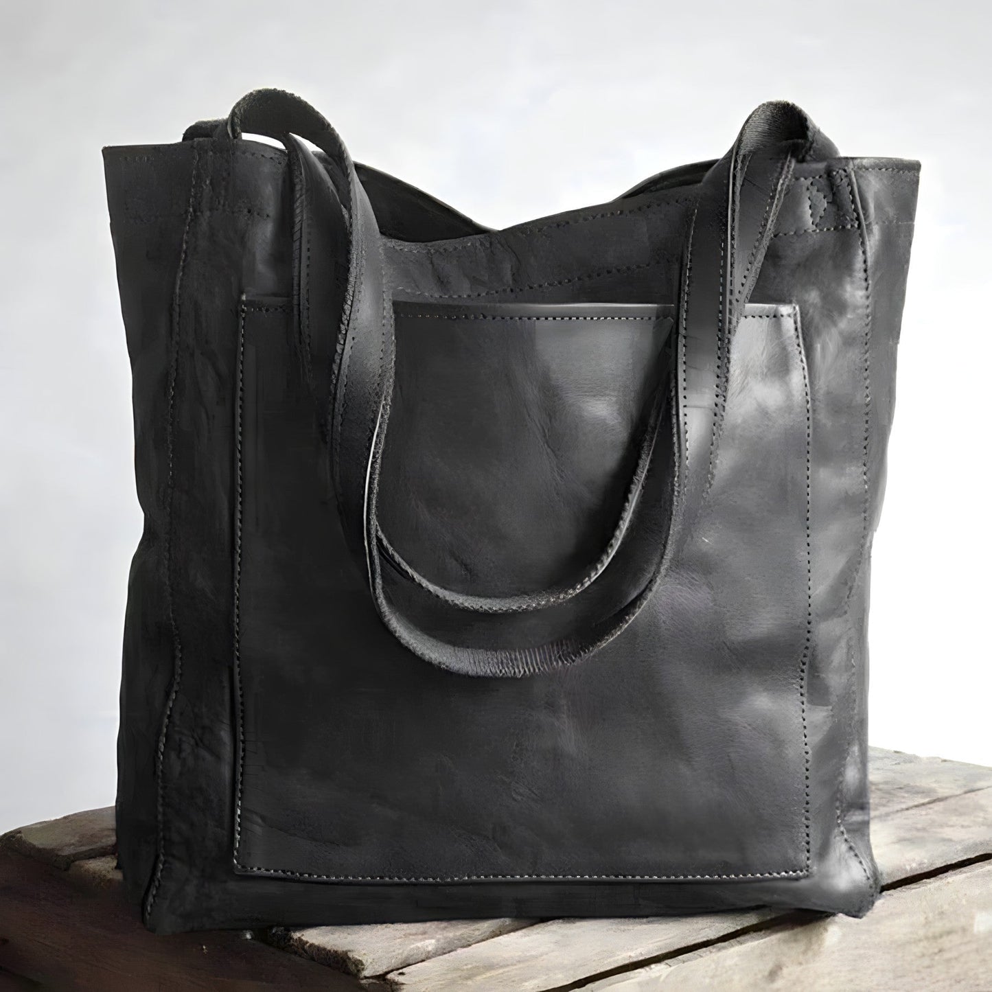 Sandsberg stylish bag made from vegan leather