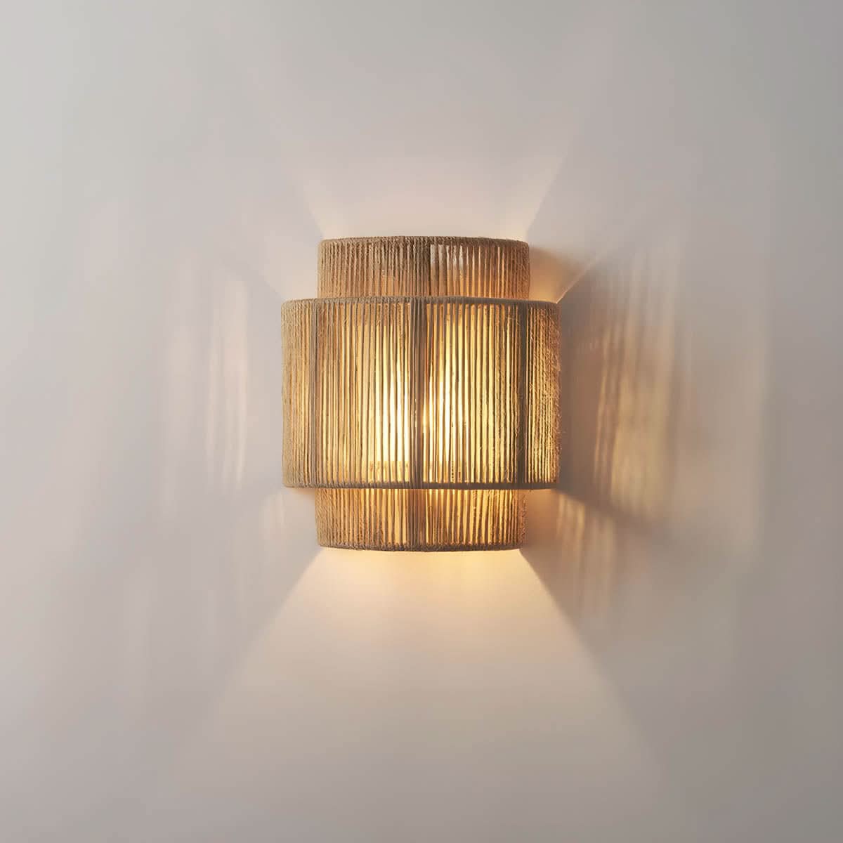 Skanto | Natural Rope Wall Lamp with LED Bulb