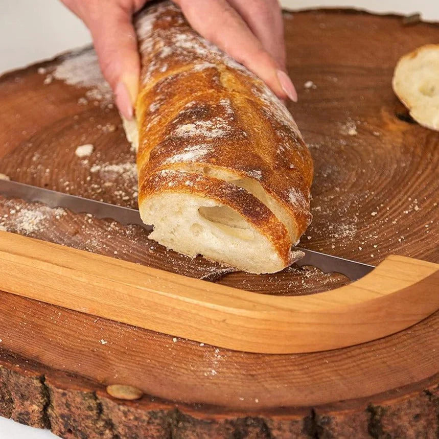 BowLift | Bread knife made of wood with non-slip cutting aid