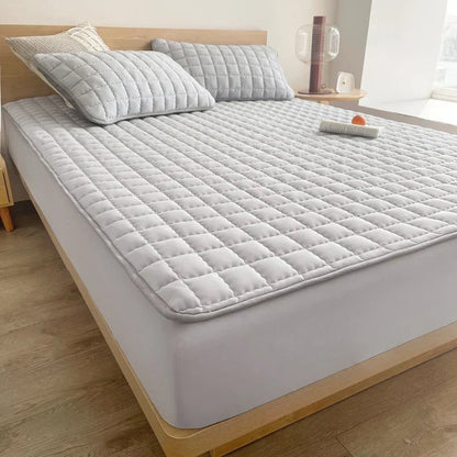 Waterproof mattress cover