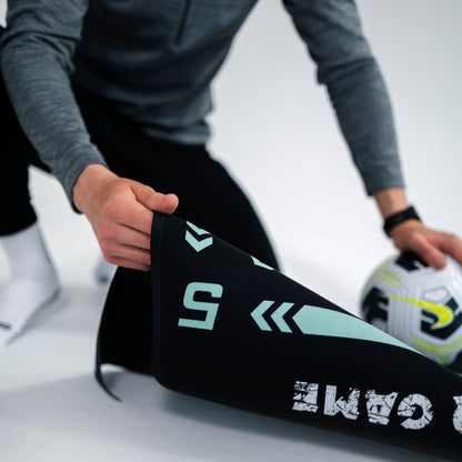 Skanto | Football Training Mat | Ball Control and Technique | 90x60 cm