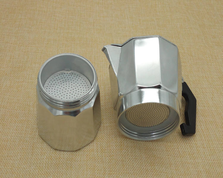 Skanto | Classic Italian Stovetop Espresso Maker - 12 Cup Moka Pot