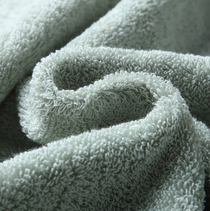 Skanto | 100% Egyptian Cotton Bath Towel 70x140cm - Grey