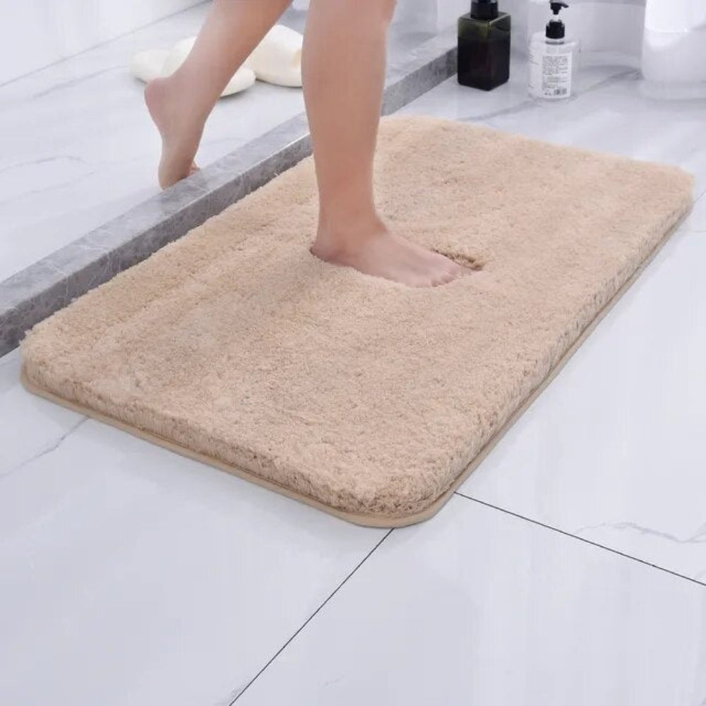 Skanto | Plush Grey Microfiber Bath Mat
