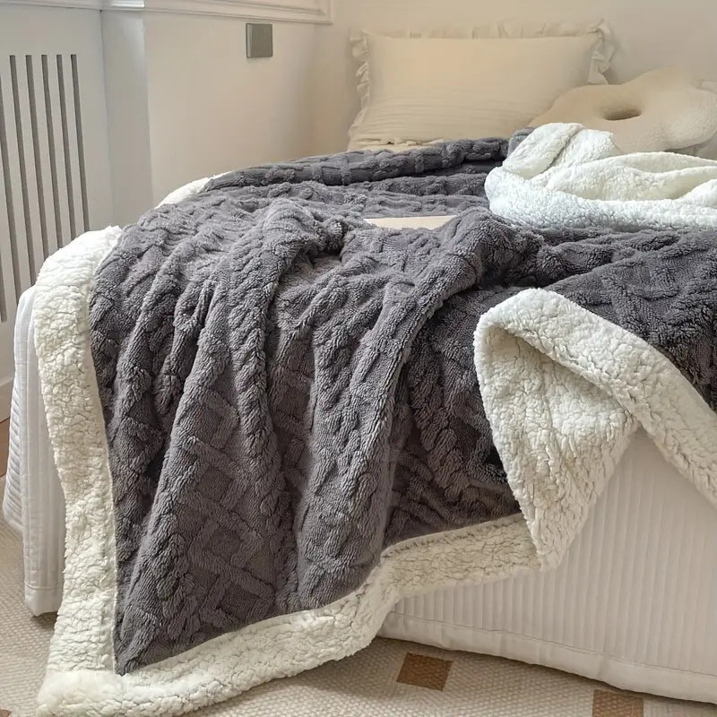 Skanto | Fleece Throw Blanket Sherpa Reversible Bedspread