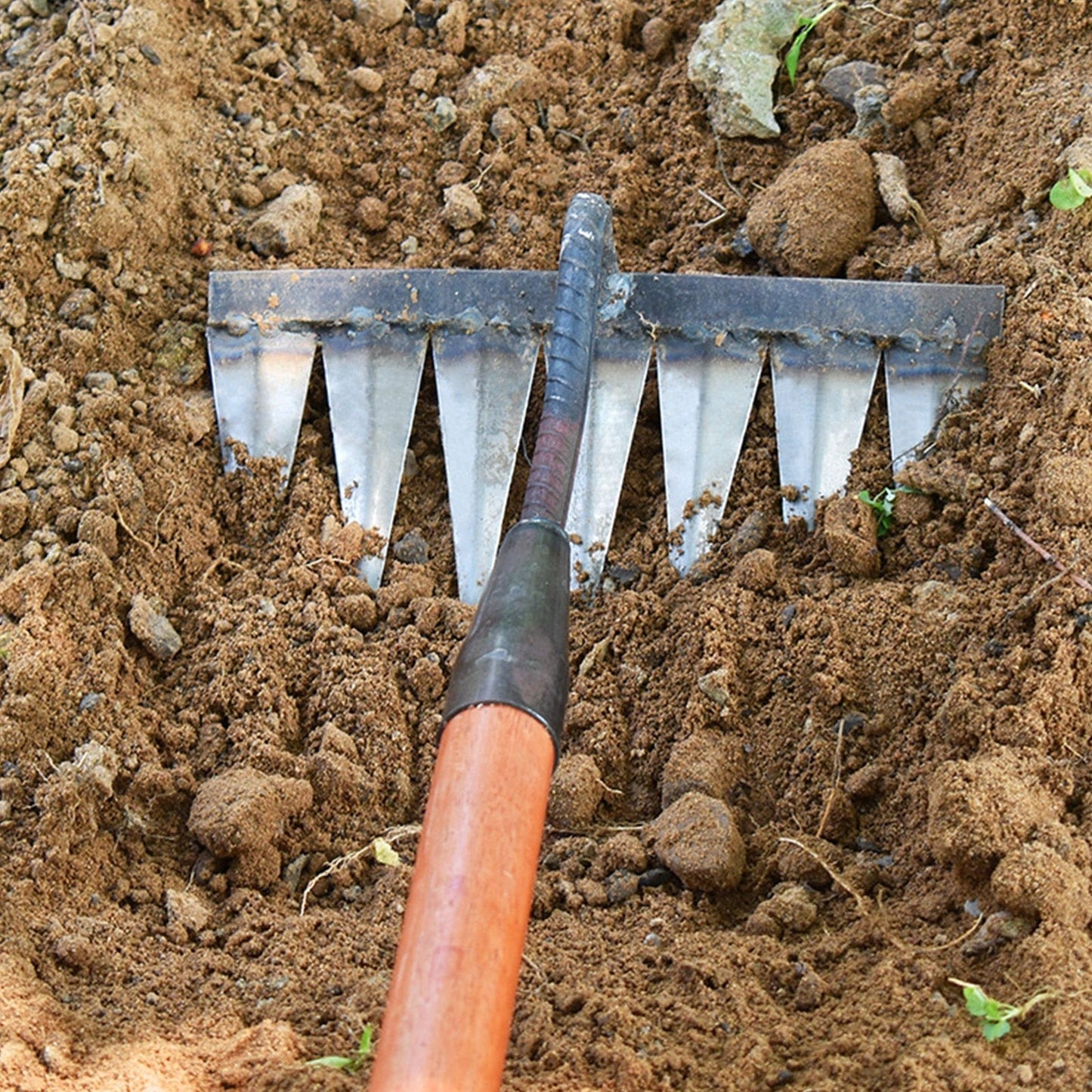 Weed Rake - Easy Weed Removal