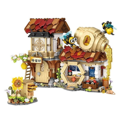 Skanto | Ancient Honey Bee & Bacon Shop Micro Building Set Collection