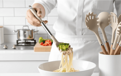 Skanto | KITCHENORA – Complete Utensil Set with Silicone Heads and Wood-Look Handles