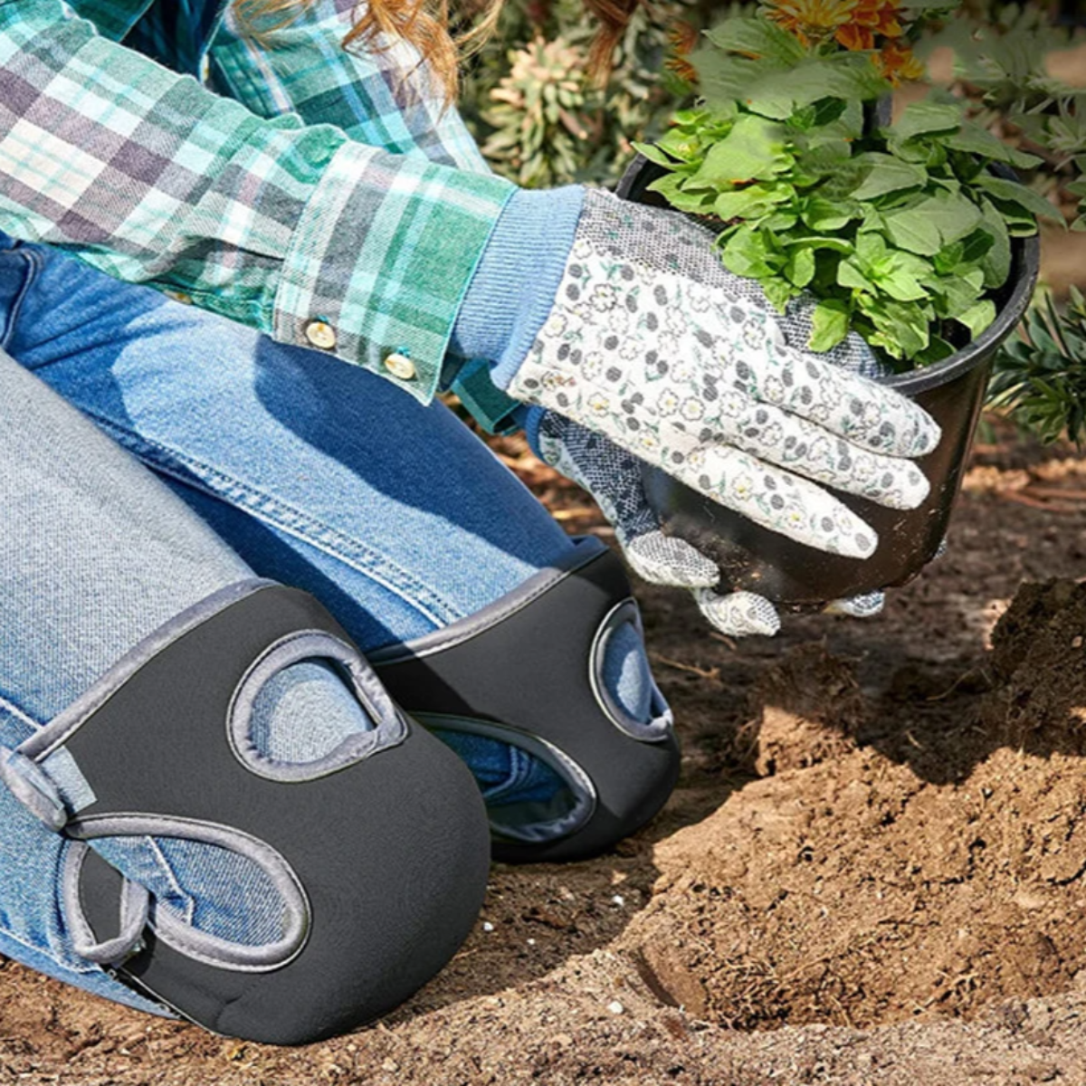 Skanto | GardenGuard Knee Pads - Gardening