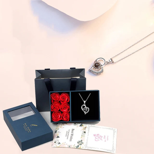 Skanto | 100 Languages "I Love You" Necklace