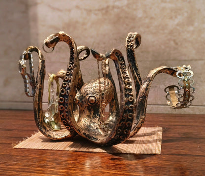 Kraken - Octopus Design Rustic Crunch Holder Bowl