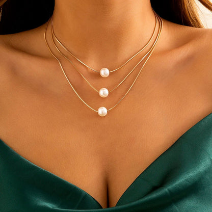 Skanto | Layered Pearls Strung On Rope Necklace