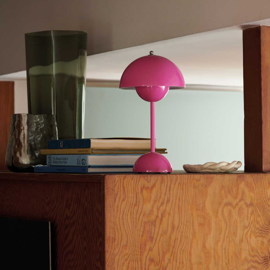 Skanto | LED Table Lamp | Mushroom-Shaped Mood Light | Multicolor