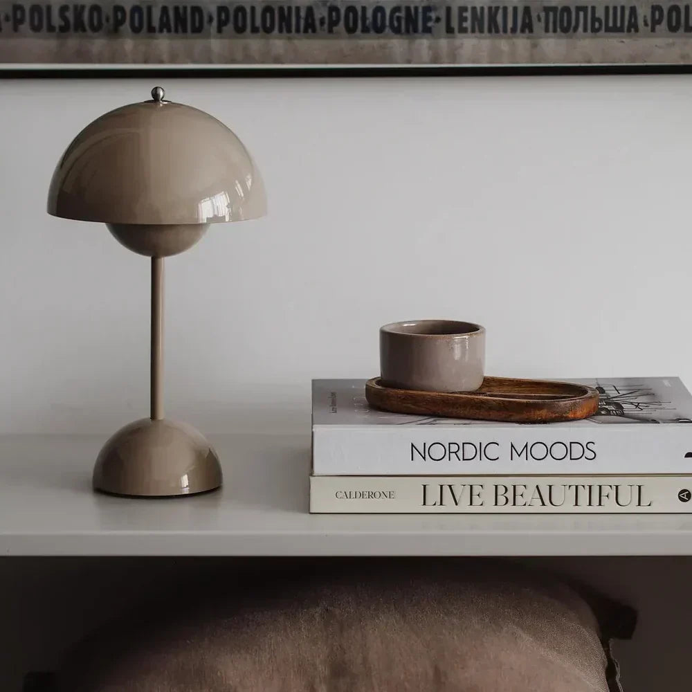 Skanto | LED Table Lamp | Mushroom-Shaped Mood Light | Multicolor