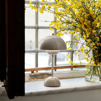 Skanto | LED Table Lamp | Mushroom-Shaped Mood Light | Multicolor
