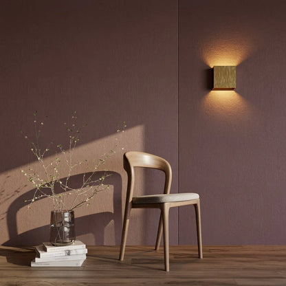 Skanto | ElegantBeam – Minimalist Wall Lamp for Sophisticated Lighting
