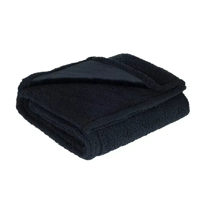 Skanto | LoveBlanket Waterproof Blankets - Comfort in All Weather