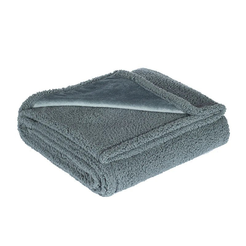 Skanto | LoveBlanket Waterproof Blankets - Comfort in All Weather