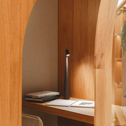 BowLift | Portable Table Lamp